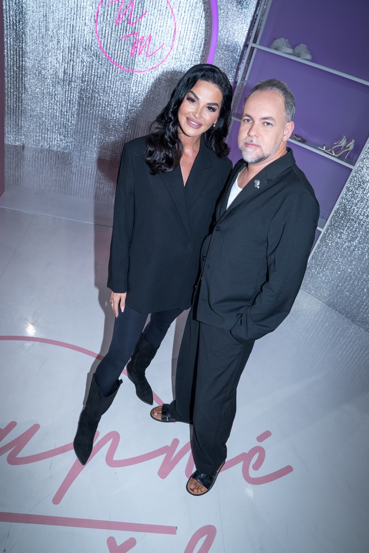 Nákupné maniačky - Zuzana Plačková a Marián Hornyák